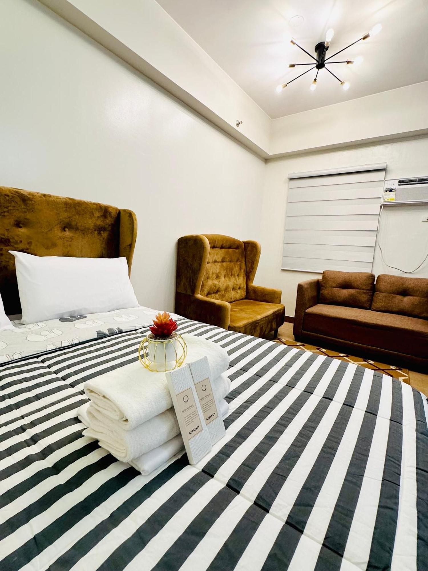 Starlight Suites Trece Martires Dış mekan fotoğraf
