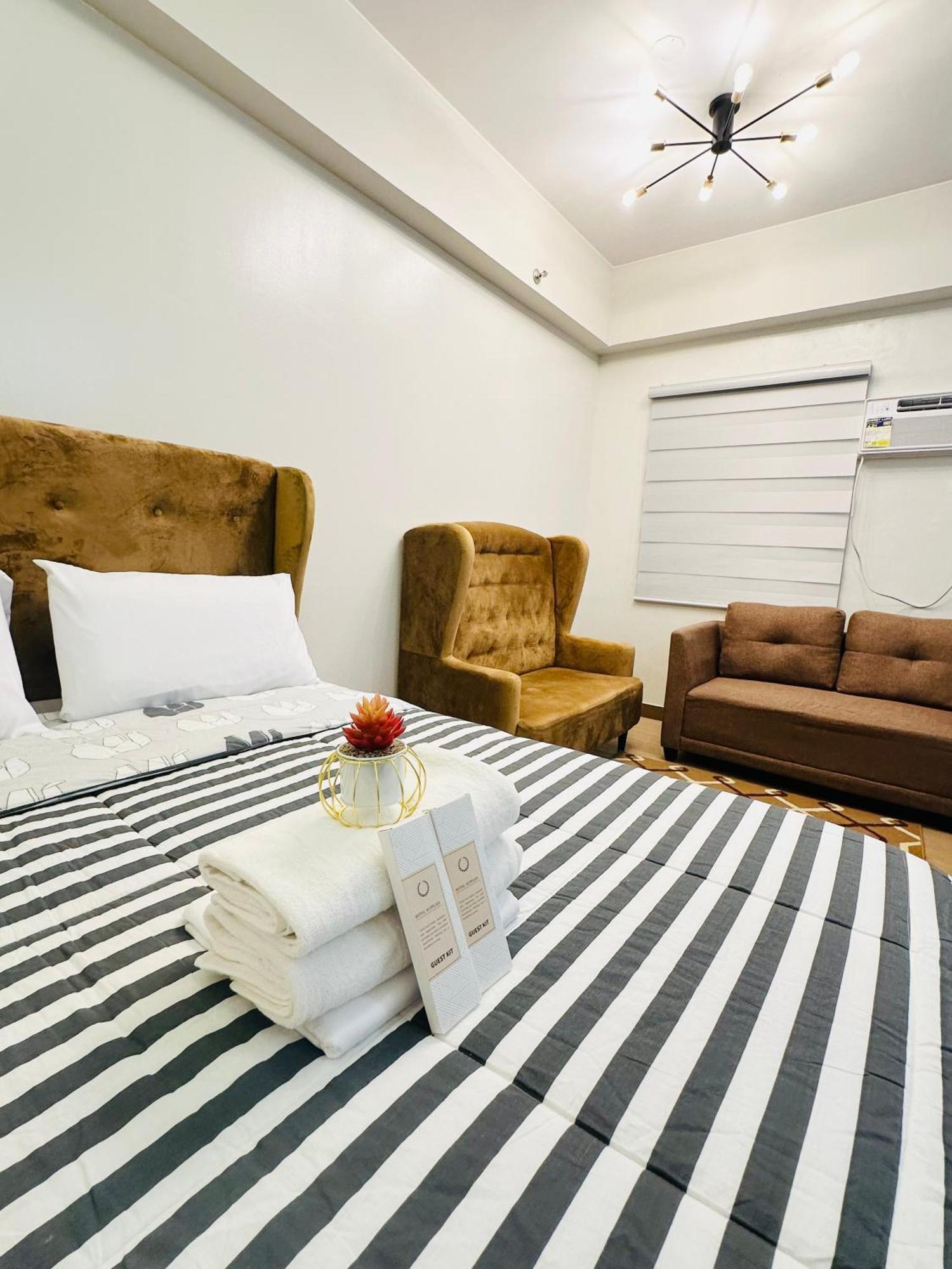Starlight Suites Trece Martires Dış mekan fotoğraf