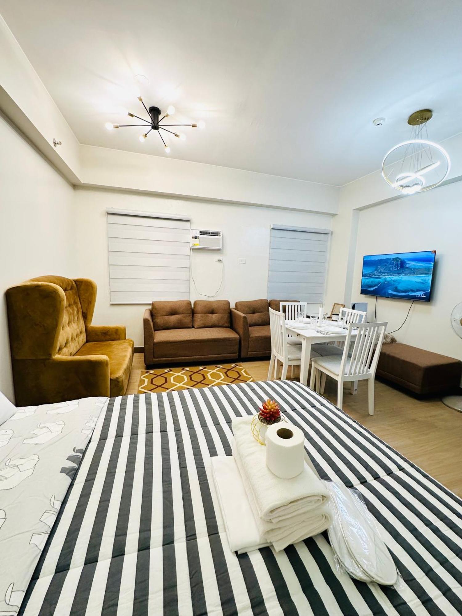 Starlight Suites Trece Martires Dış mekan fotoğraf